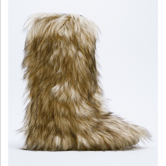 Zara faux fur jacket with matching faux fur boots - Picture 12 of 13